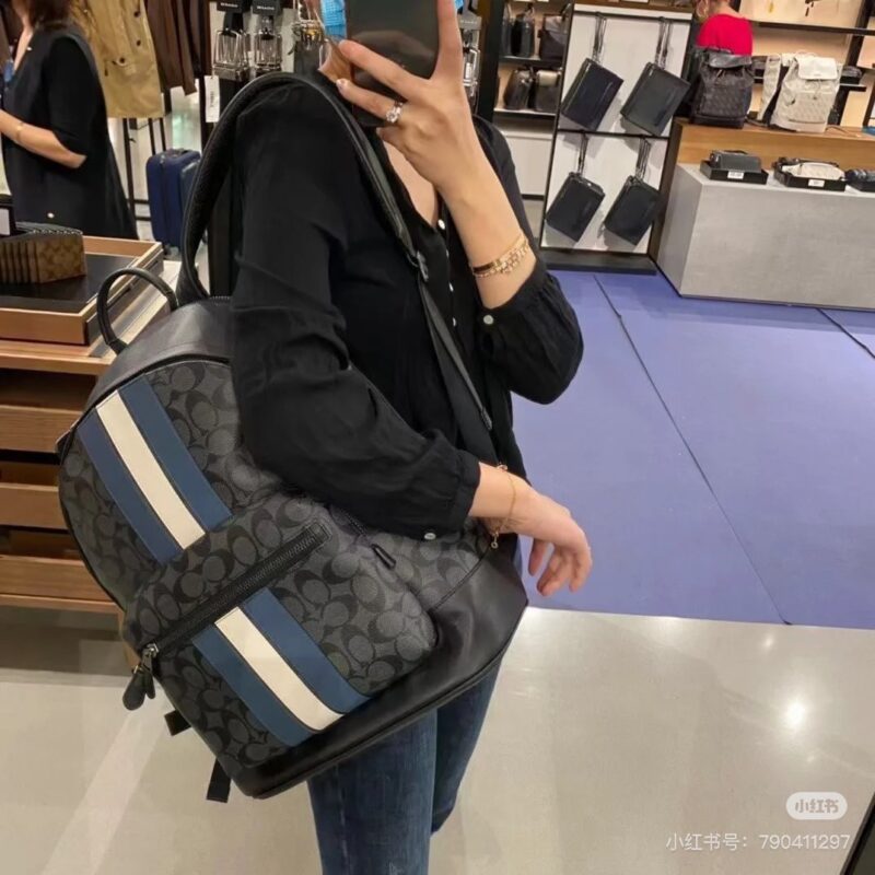 Coach men's backpack
A stylish and practical boyfriend backpack!
Selected bag styles | Beautiful styles | Adequate capacity | High cost-effectiveness
boy. I need a bag to package my computer and files for work