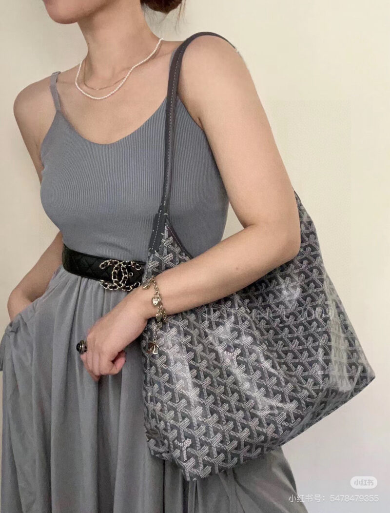 Grey casual and versatile ??