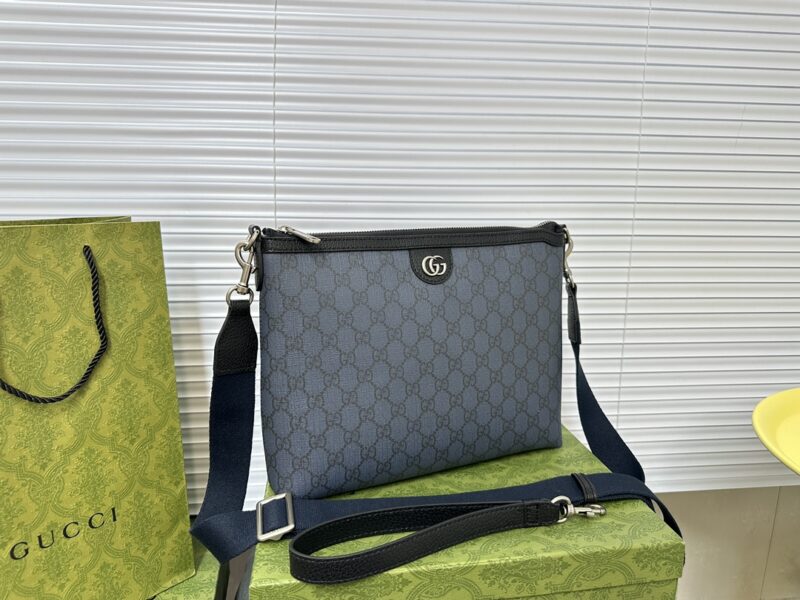 Dual use bag 726833 # blue series, original high quality, G Home continues to update color schemes, adding more exquisite tones. The new color scheme and color combination inject new ideas into the brand's iconic items, highlighting a modern style. T...