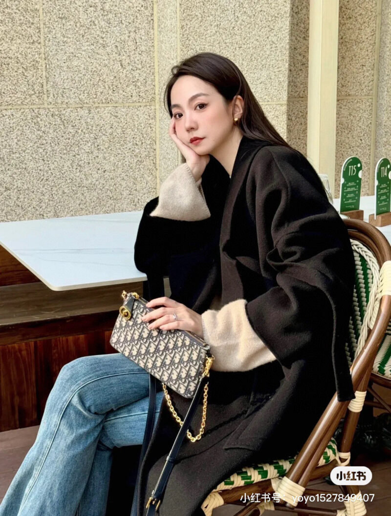 6e7aa9a714.jpg Dior Mahjong Pack