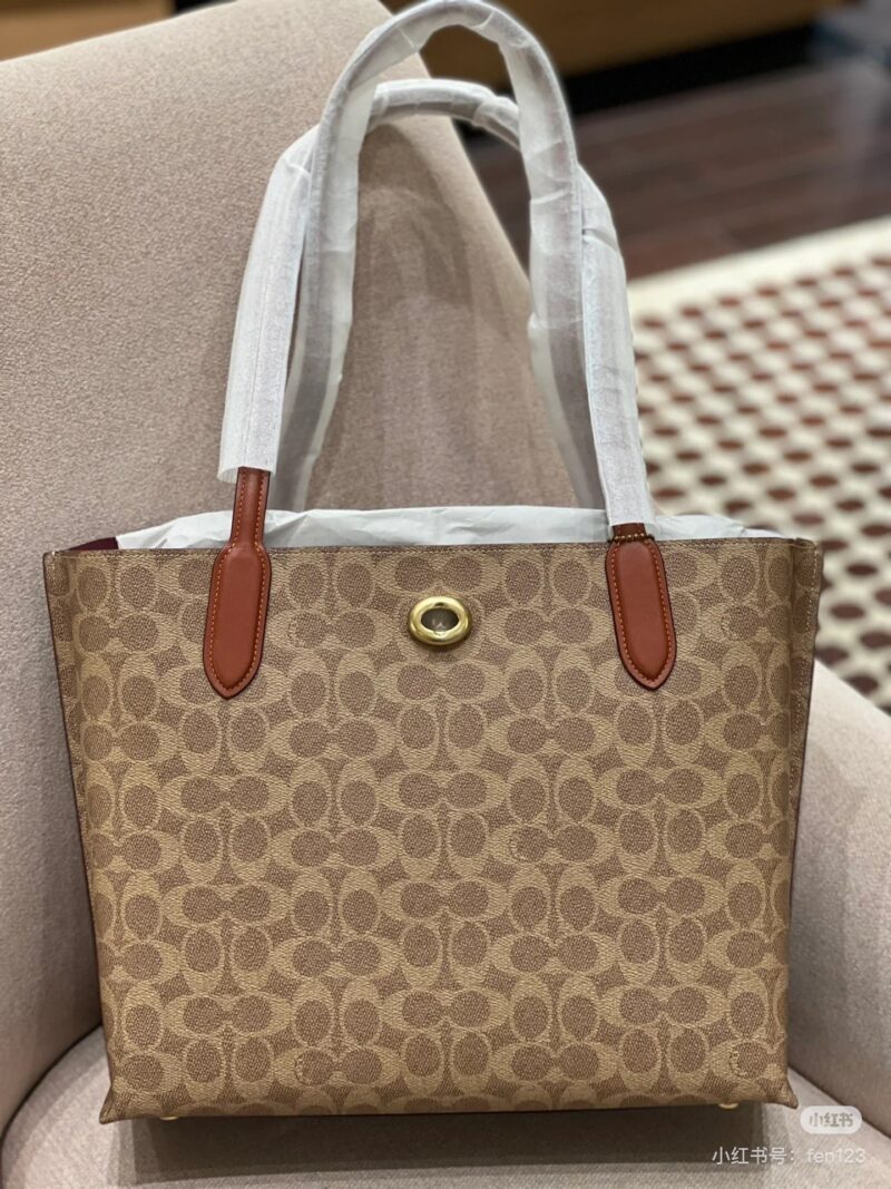 Coach shopping bag tote bag