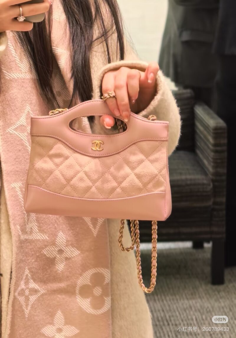 Fragrant 31bag mini belongs to the macaron color of summer