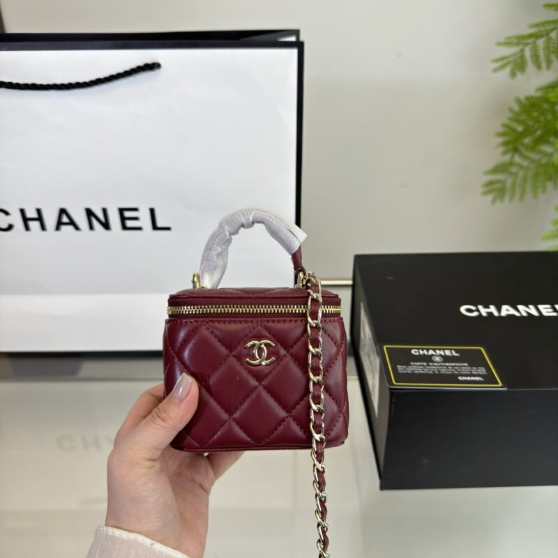Chanel portable box ??
