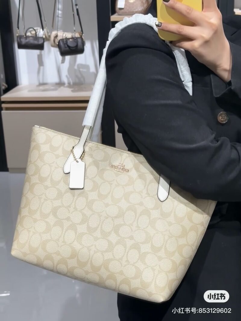 Coach shopping bag