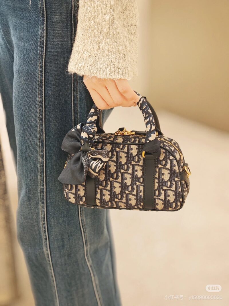 805481cb04.jpg Dior Bowling Mini Vintage 2025 Spring/Summer Collection