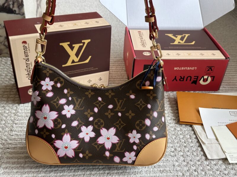 8589f09896.jpg 250 boxesL Home 2025 Murakami Takashi Co branded SunflowerZipper | Vintage | Leather Shoulder Strap | Lightweight | Large Capacity ▼ ● Cross Shoulder | Single Shoulder | Underarm | HandheldOne pack with four backs, detachable chain point 8 and...