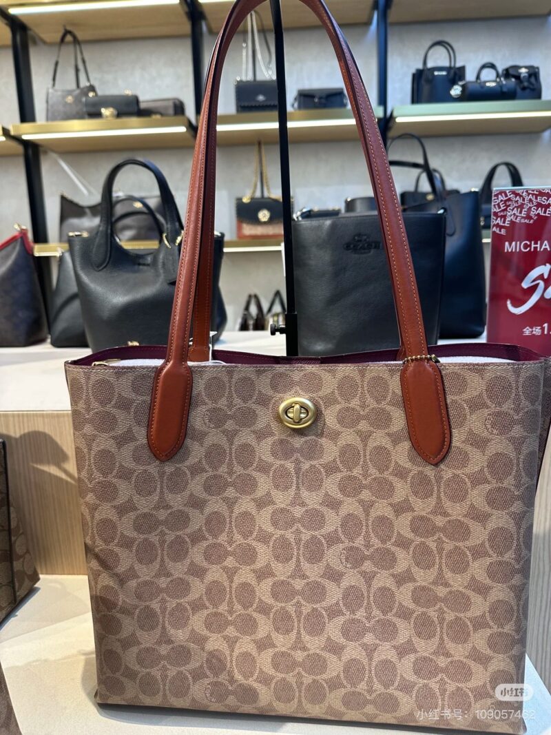 Coach shopping bag tote bag