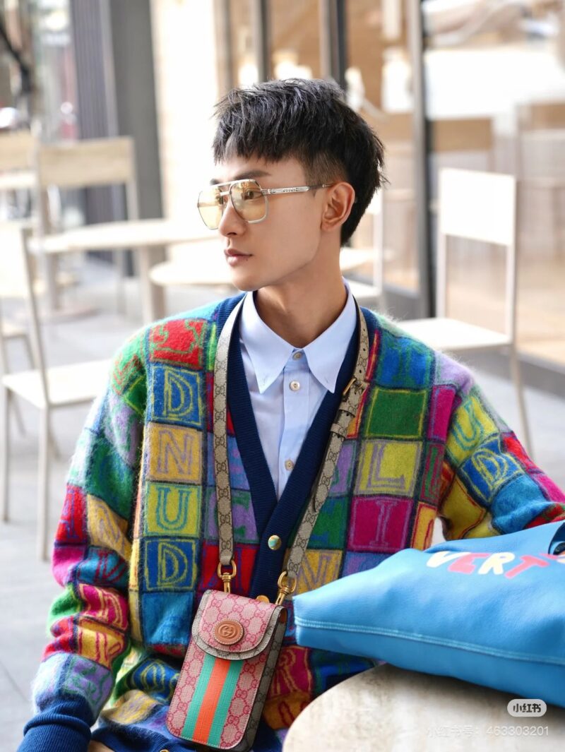 8a68bf3761.jpg Gucci phone bag