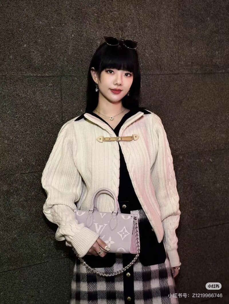 8b865c3144.jpg Yumi Bobo