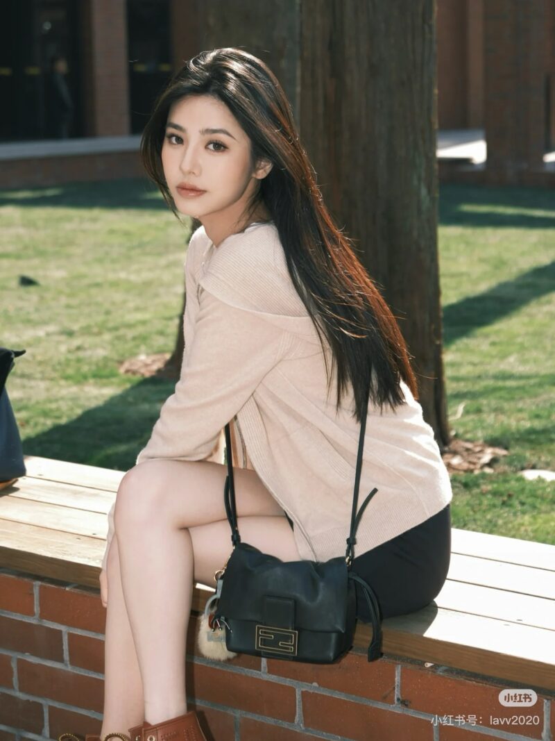 8baeee4b4c.jpg Fendi Mini