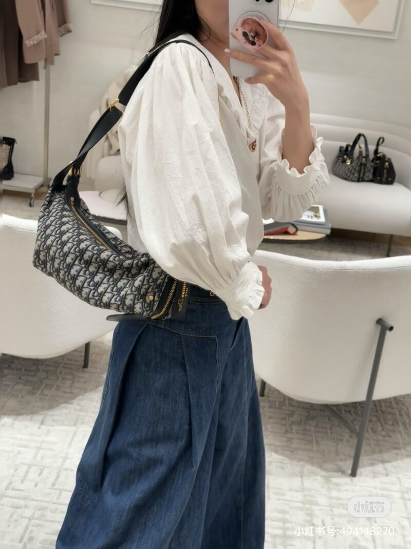 90ffb3dda3.jpg Dior D-Journey New Collection Respectful Dior New Collection Super Popular Style Multi purpose Bag, Super Lightweight