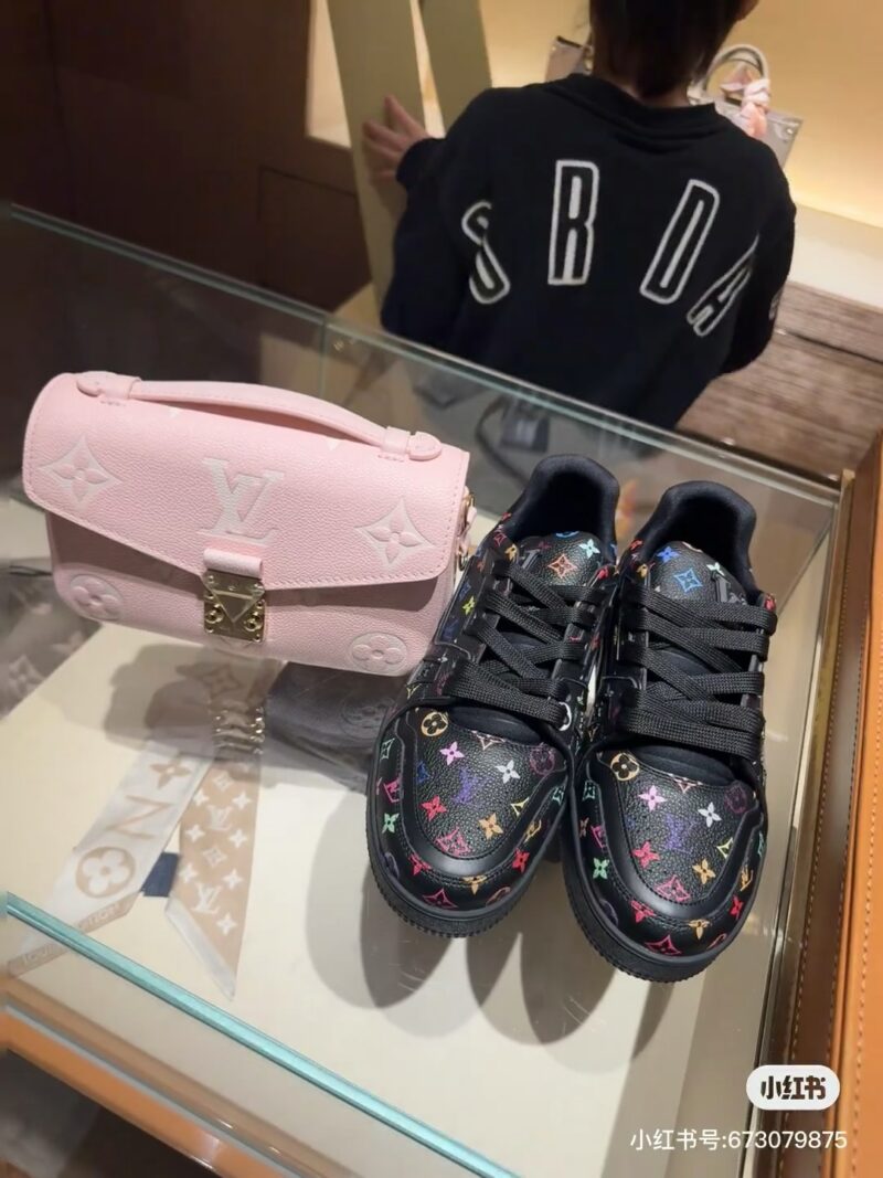 95dee45069.jpg 2025LV Pink Series