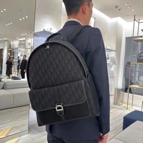 A must-have week for travel and sports after the collection of big brand sports backpacks
Fashion! Personality! Do you have a backpack that you admire for pursuing freedom? A backpack is also a good choice for travel, as it can hold a large amount of...