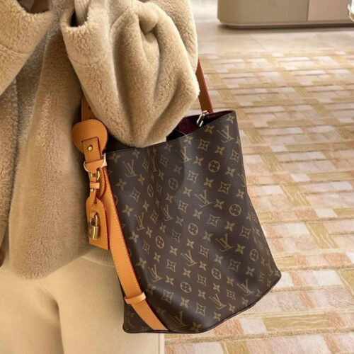 Do you like it so much or is it a big size and handsome