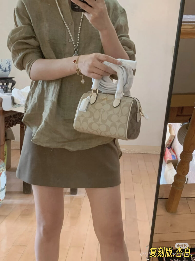 Coach's most suitable summer bag has appeared!