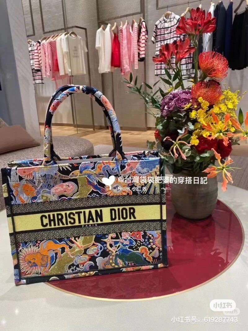 dior tote