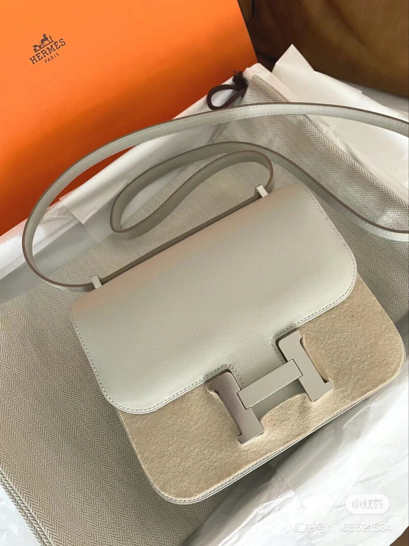 Do you feel that the silver buckle is more advanced ??