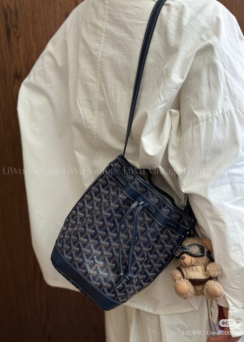 Goya bucket bag
