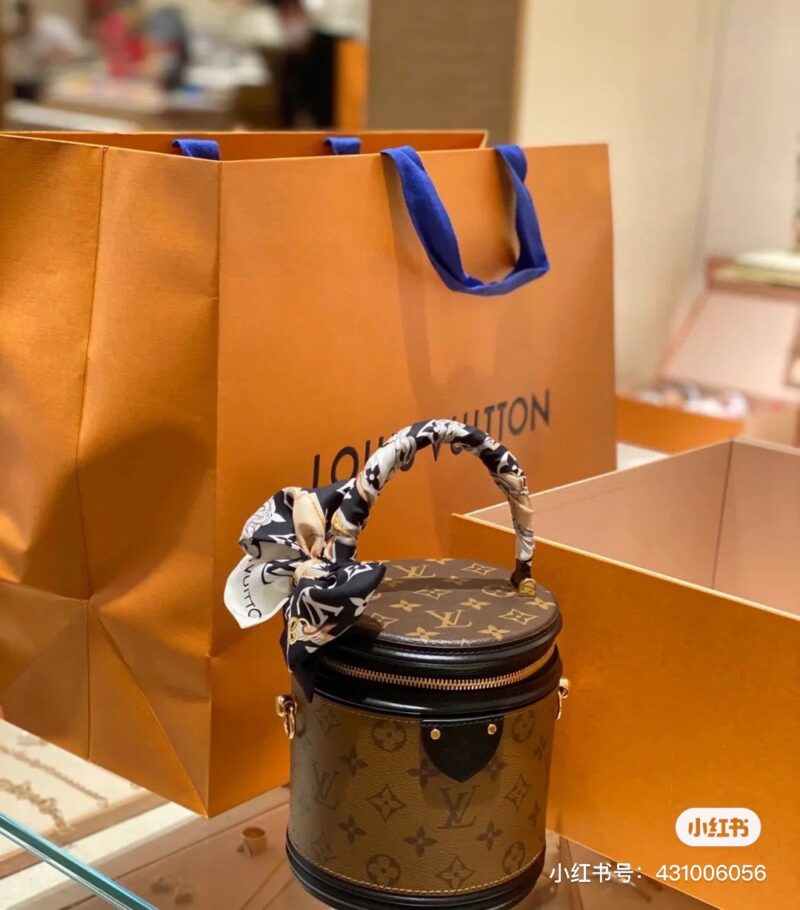 Classic Wealth Bucket LV Must Buy