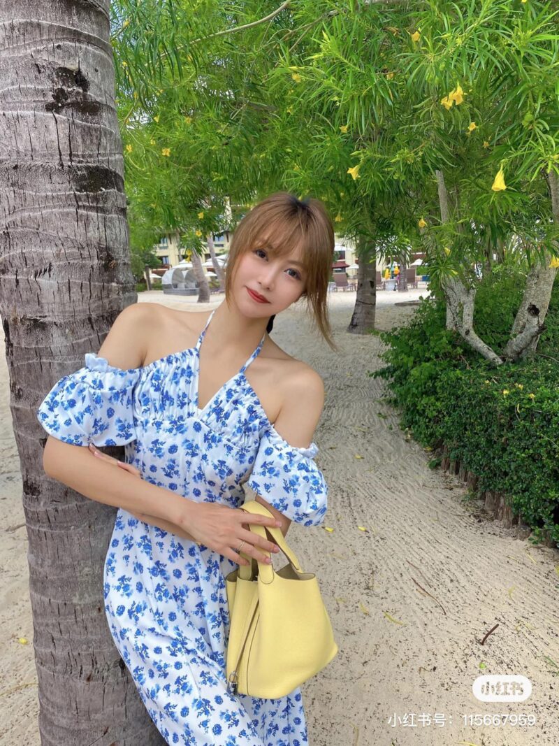 a6ab60e94e.jpg Chicken and yellow vegetable basket bag, soft and cute
This chicken yellow vegetable basket bag is really cute, refreshing, comfortable, and soft. It pairs well with scarves and small accessories to reduce aging and make it cute to carry.
It feels so...