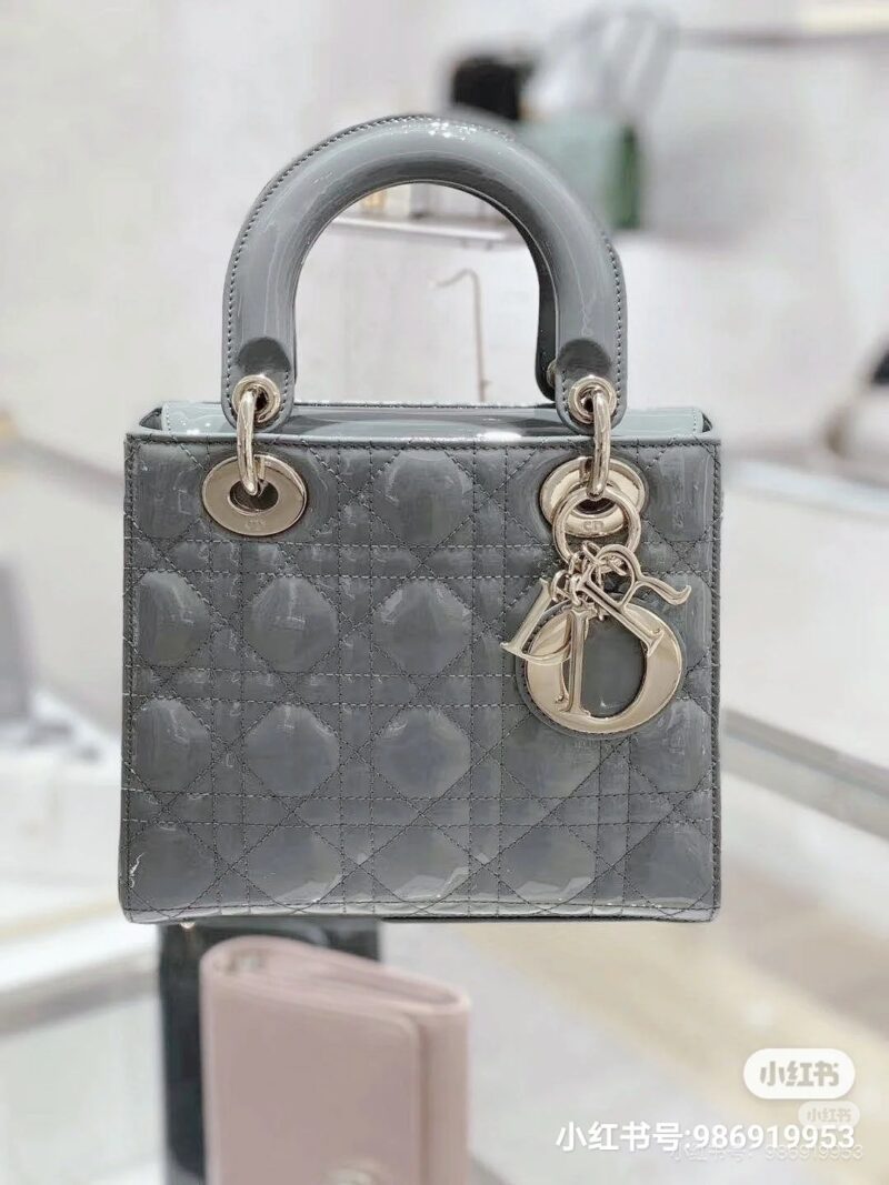 a70d5b734d.jpg Dior classic lady patent leather high version shipped