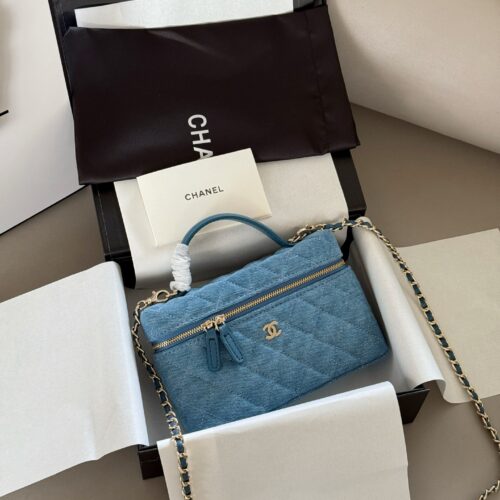 230 box
Size: 20 (base width) * 12cm (height)
Xiaoxiangjia Light Cowboy Lunch Box Pack Lp
The square and upright shape is particularly exquisite when lifted
The color is a refreshing light denim blue,
Direct age reduction effect
Really cute
Can be sw...