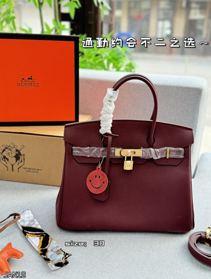 Color card ??
Hermes Birkin 30 Platinum Bag Handbag