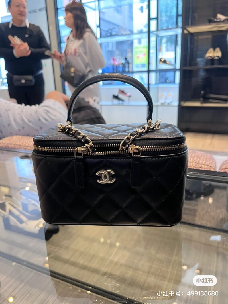Chanel Classic Wrist Box Bag