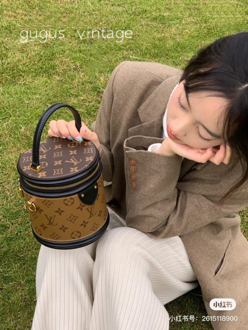 Classic Wealth Bucket LV Must Buy