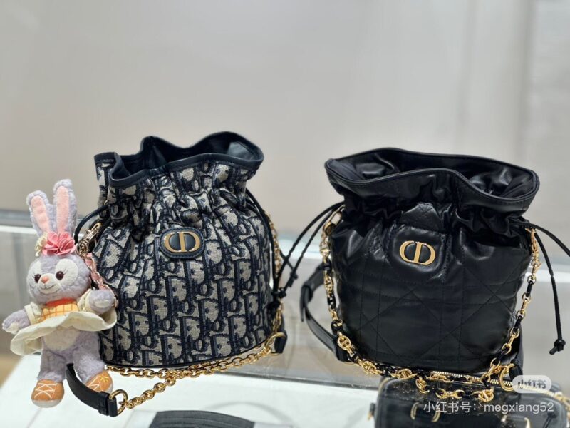 bb552b8664.jpg Dior sheepskin small lucky bag
