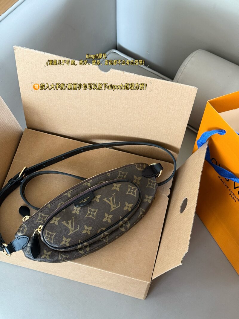 220 boxes
size：28*11.5cm
Keepit waist bag
The weight is almost negligible, so there will be no burden for running, exercising, or shopping!
It's super convenient to put AirPods in your big phone/front small bag!