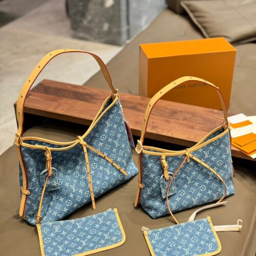 275290 Cowboy
This is simply my favorite bag!! 
LV24 Limited Edition Denim Cowboy Carryall
Denim denim material is super lightweight and has a great concave shape
The vegetable tanned leather of the shoulder strap adopts this series of classic+rivet...