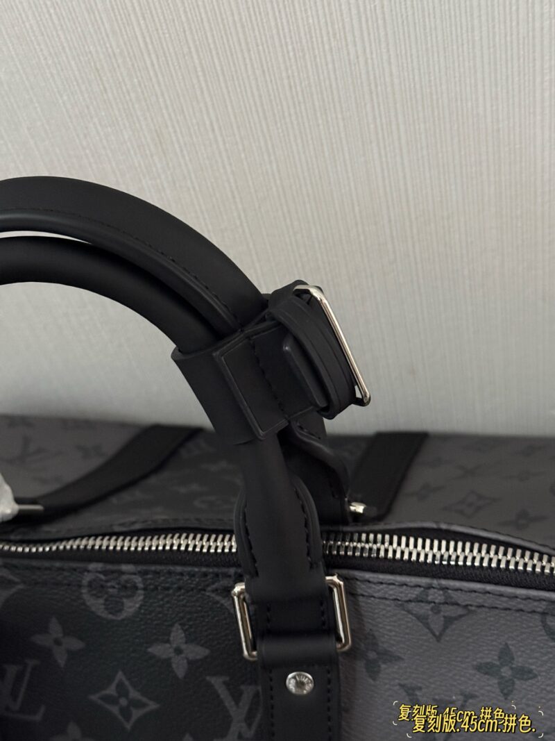 280 Boxless Reproduction Edition
Size: 45 * 27cm
What bag to carry for business trips | Black Warrior
L's Black Samurai travel bag is out!
Keepall 45 travel bag
Featuring a retro and artistic atmosphere with high aesthetic appeal~
Is it necessary for...
