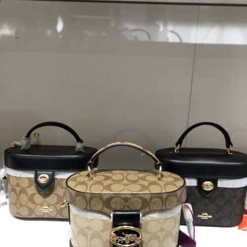 Coach small box bag, small box bag, makeup bag
