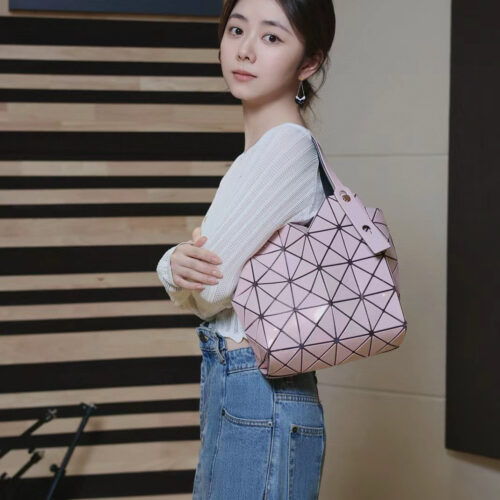 Cherry blossom powder with a girlish vibe