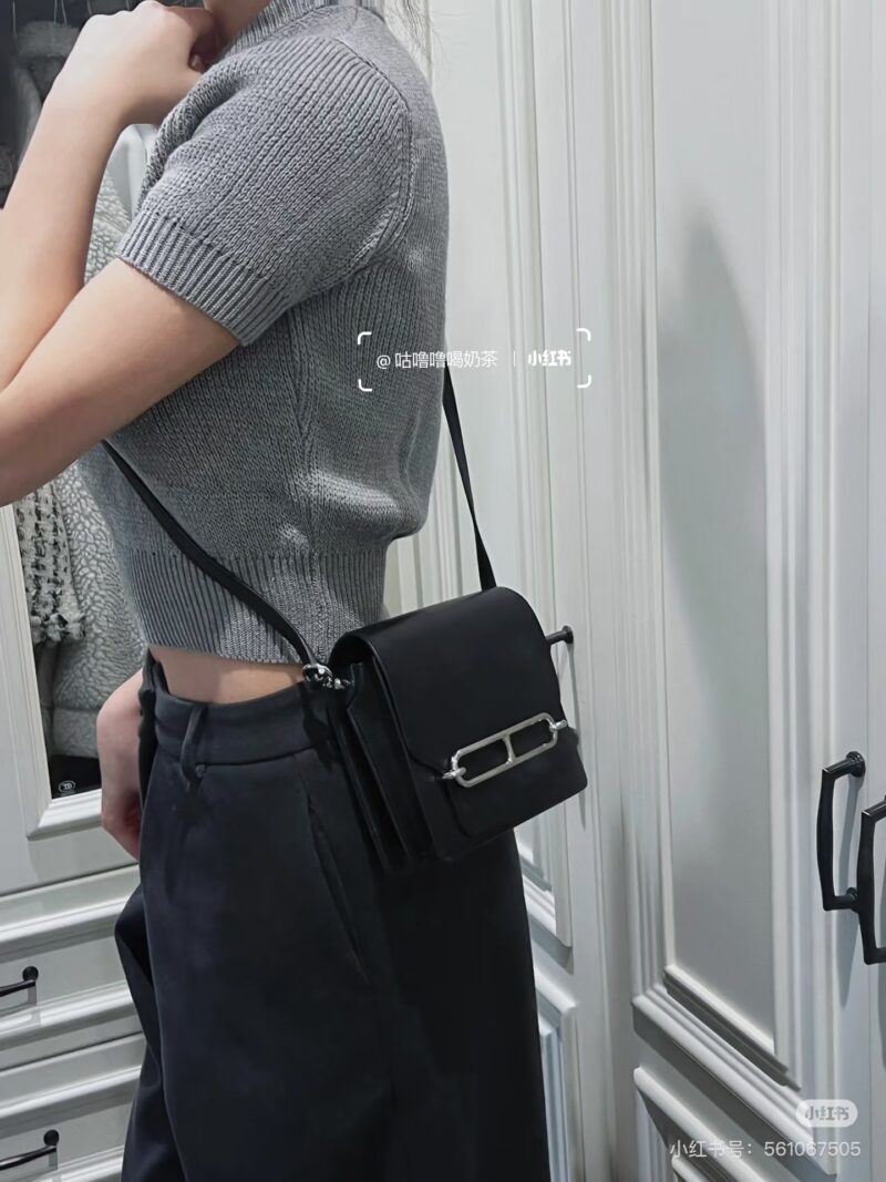 Classic pig nose crossbody bag