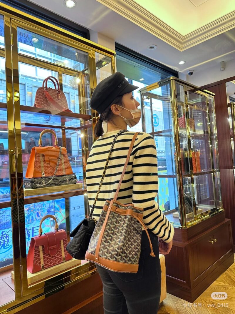 Goya bucket bag