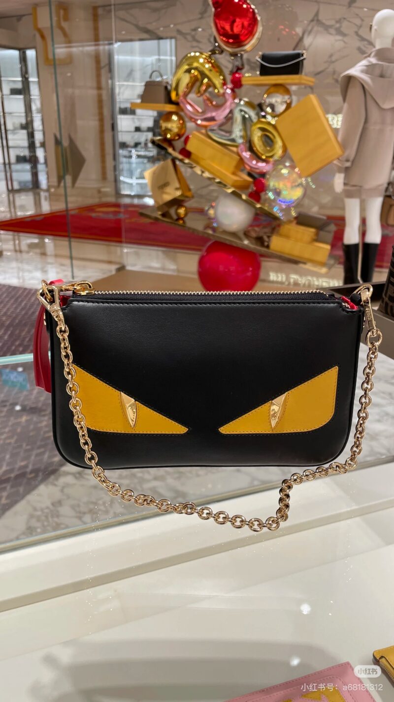 c4e24e32d6.jpg Fendi little monster