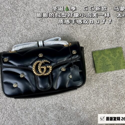GG Marmont Puff Bag
The swollen shape of the bag looks like a cute little puff pastry
The soft and delicate leather will definitely fall in love
size ：26cm