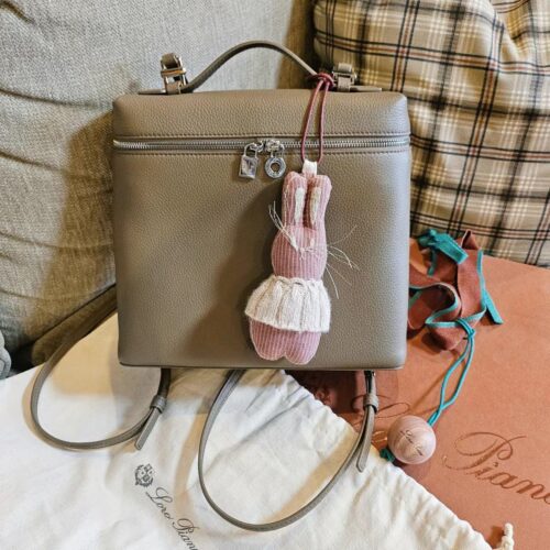A good-looking bag cannot be hidden
Backpack 6 (Black)
A sense of casual freedom and relaxation.
LP Backpack [Classic Black] | It looks very stylish and girlish! It's exquisite, fashionable, and refined! #Crossbody shoulder bag#