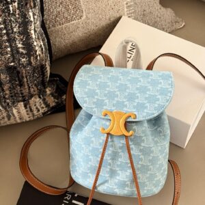 240 boxes
Copy size 22 17cm
L Home SOHO Old Flower Backpack
Single shoulder, crossbody, and double shoulders
Changing freely is very convenient!
Super versatile, can be carried anywhere!
Search for Lv bb backpack