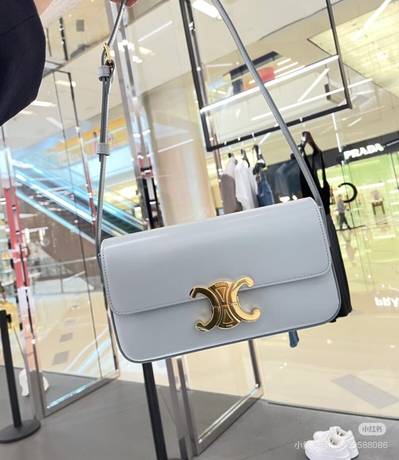 Celine, who carries the armpit bag and who looks good