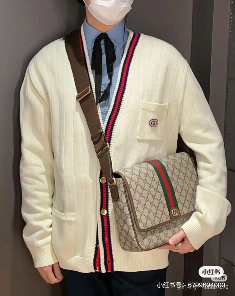 Gucci Vintage Postman Bag
Gucci men's crossbody