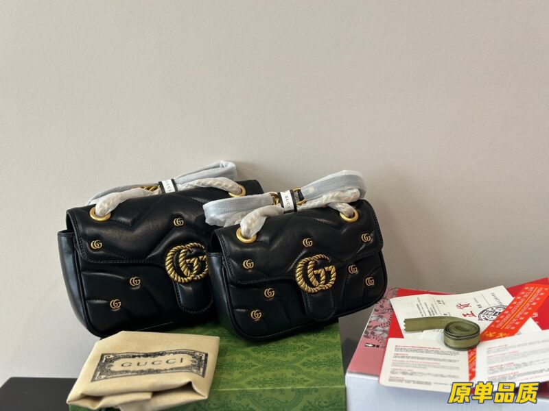 Complete packaging
Gucci's recent good-looking bags
Whether it's the sparkling diamond button 1955 or the new Marmont like puff cream, they are both the best choices for winter