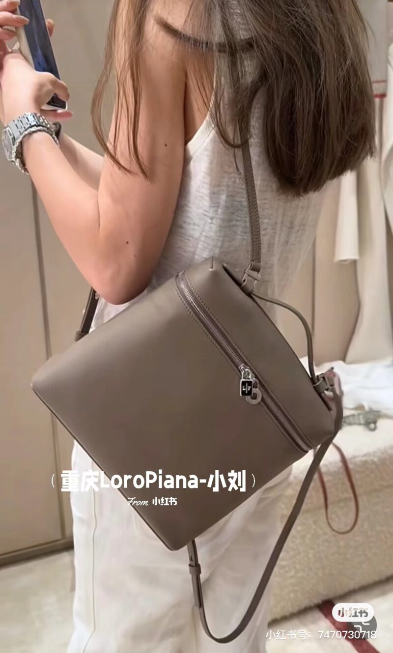 A good-looking bag cannot be hidden
Backpack 6 (Black)
A sense of casual freedom and relaxation.
LP Backpack [Classic Black] | It looks very stylish and girlish! It's exquisite, fashionable, and refined! #Crossbody shoulder bag#