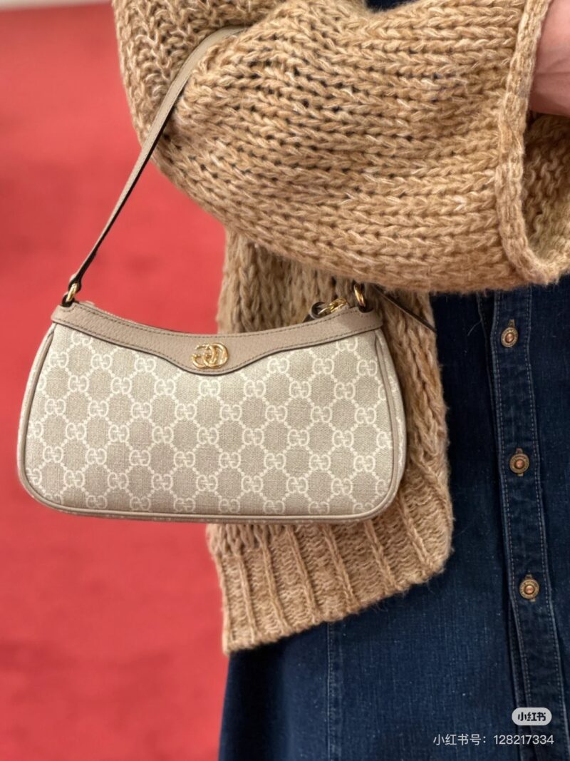 Gucci Oat Mahjong Bun