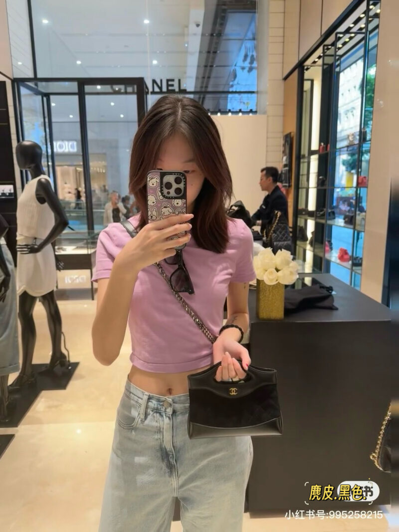 d5bf4608ac.jpg 31nano bag suede patchwork looks more advanced