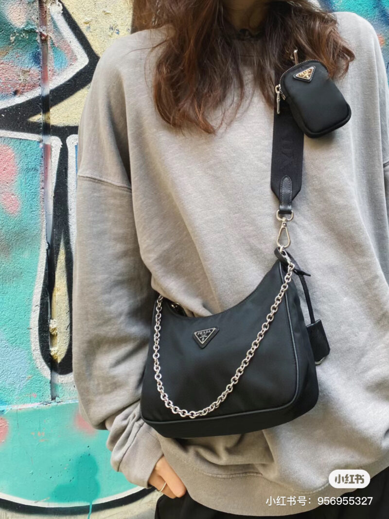 Handheld/crossbody/single shoulder/underarm