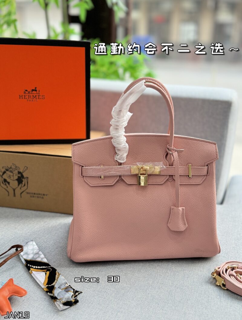 Color card ??
Hermes Birkin 30 Platinum Bag Handbag
