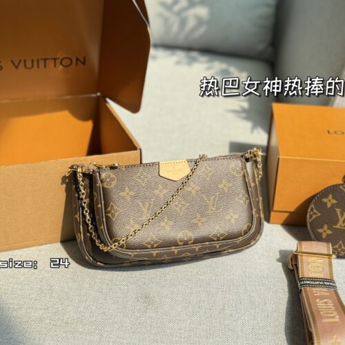 230 Complete Gift Box Set
size：24×14
LV Multi Pochette chain flower five in one combination bag mahjong bag armpit bag handbag shoulder crossbody bag 163 variable frequency chip steel hardware
The bag warmly held by the goddess Reba,
Popularized t...